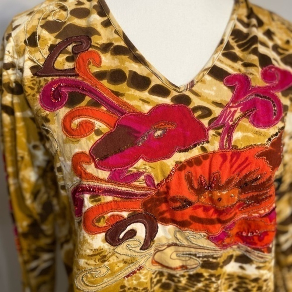 Choices Floral and Animal Print Top with Embellishments - Picture 4 of 10
